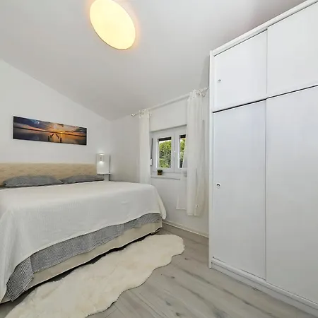 Dalapado By Interhome Zara