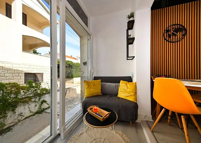 Dalapado By Interhome Zadar